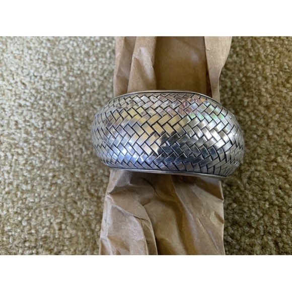 Silver Bangle (5) - Yang Lay Designer - Picture 5 of 7